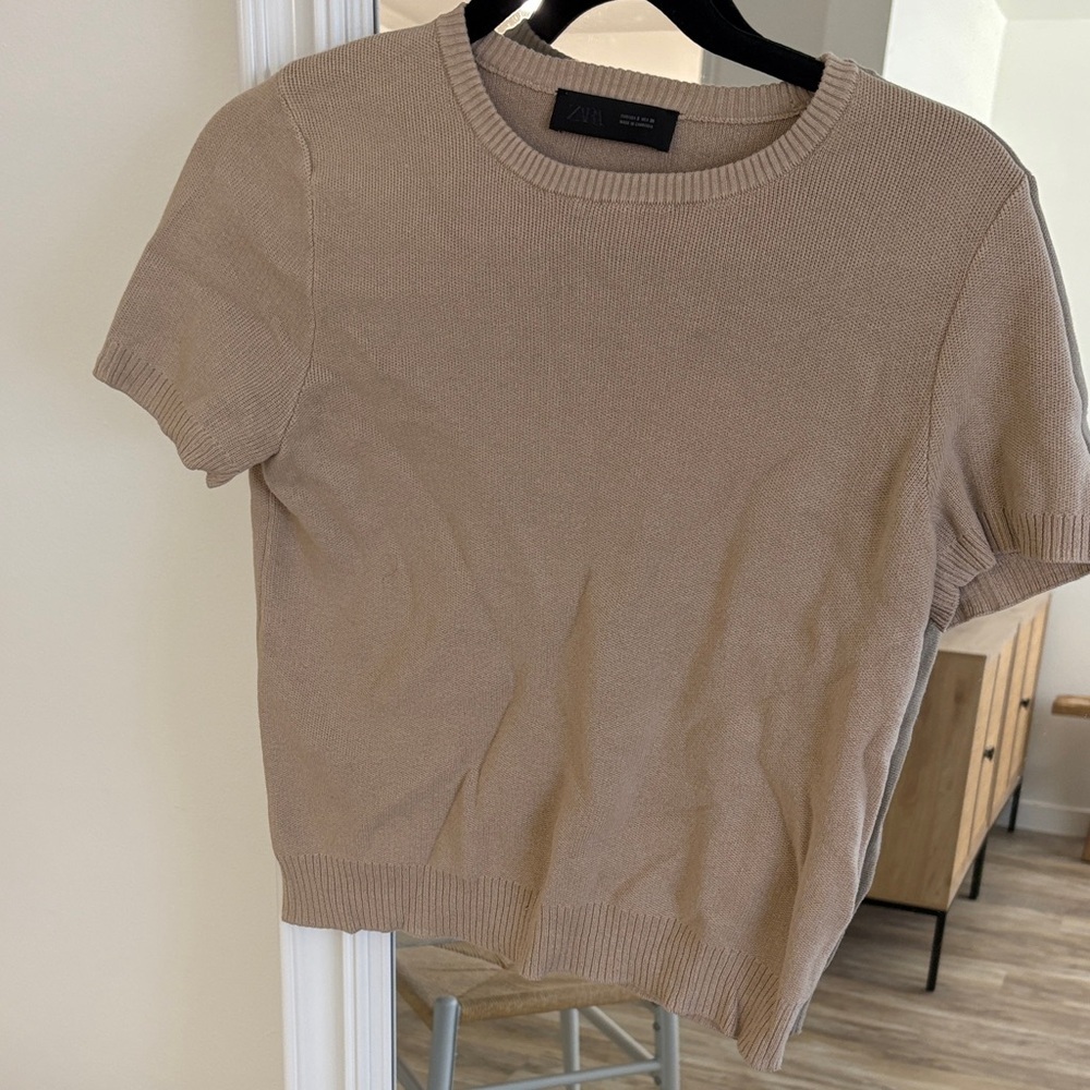 Zara Women's Beige Short Sleeve Top
